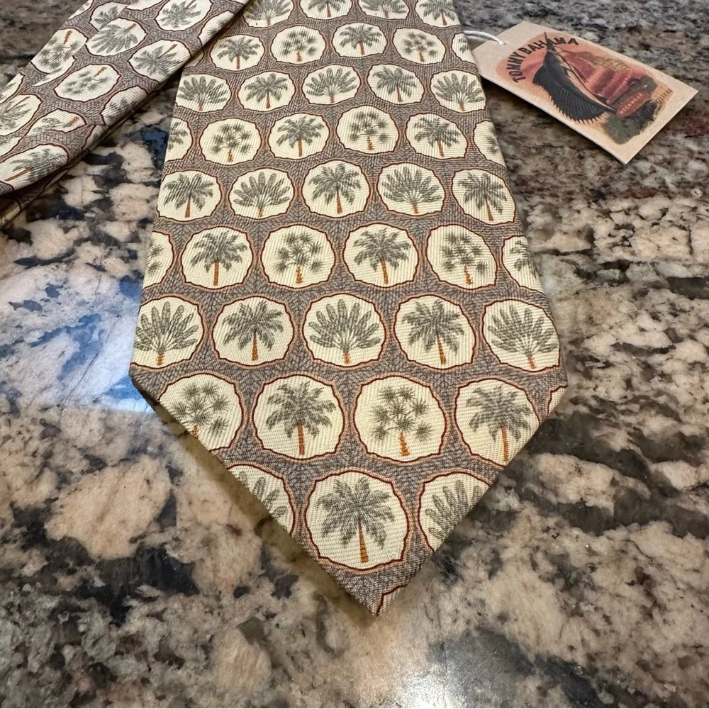Tommy Bahama Khaki Island Tiles Tie 58” x 4”